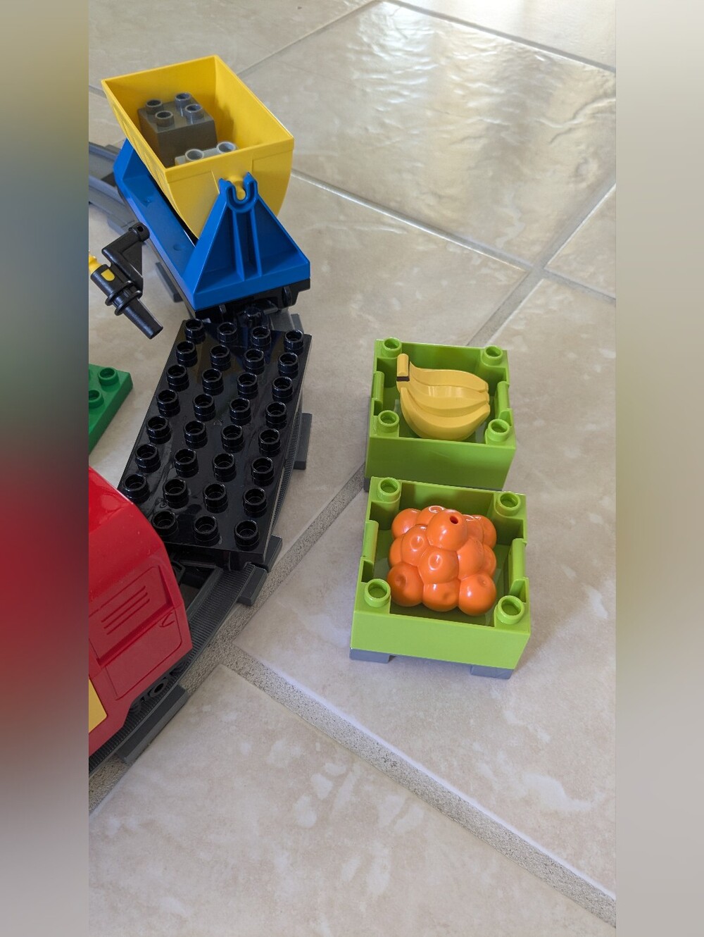 Lego Duplo City Train Set - Picture 5 of 10